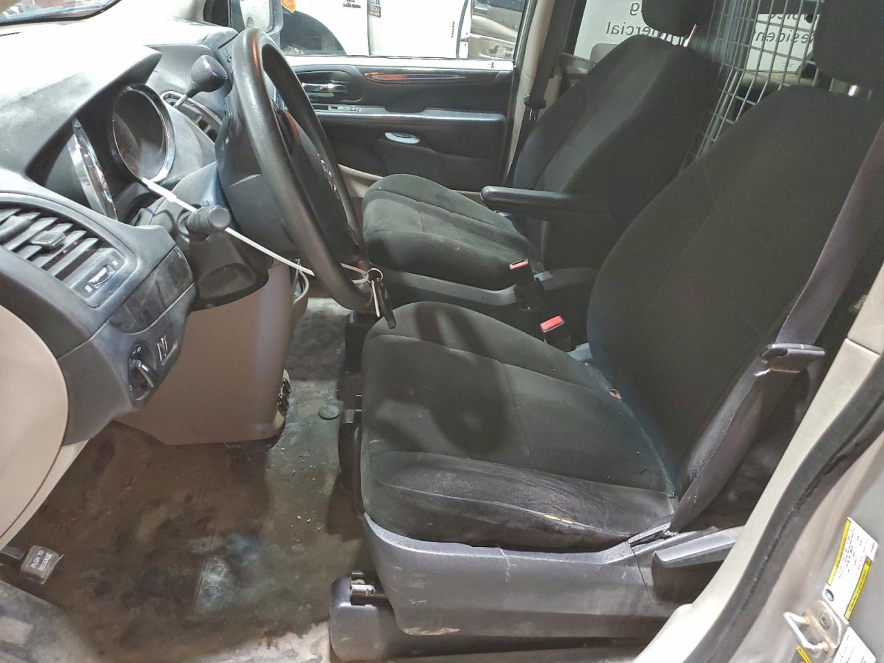 Dodge Ram Van Image 3