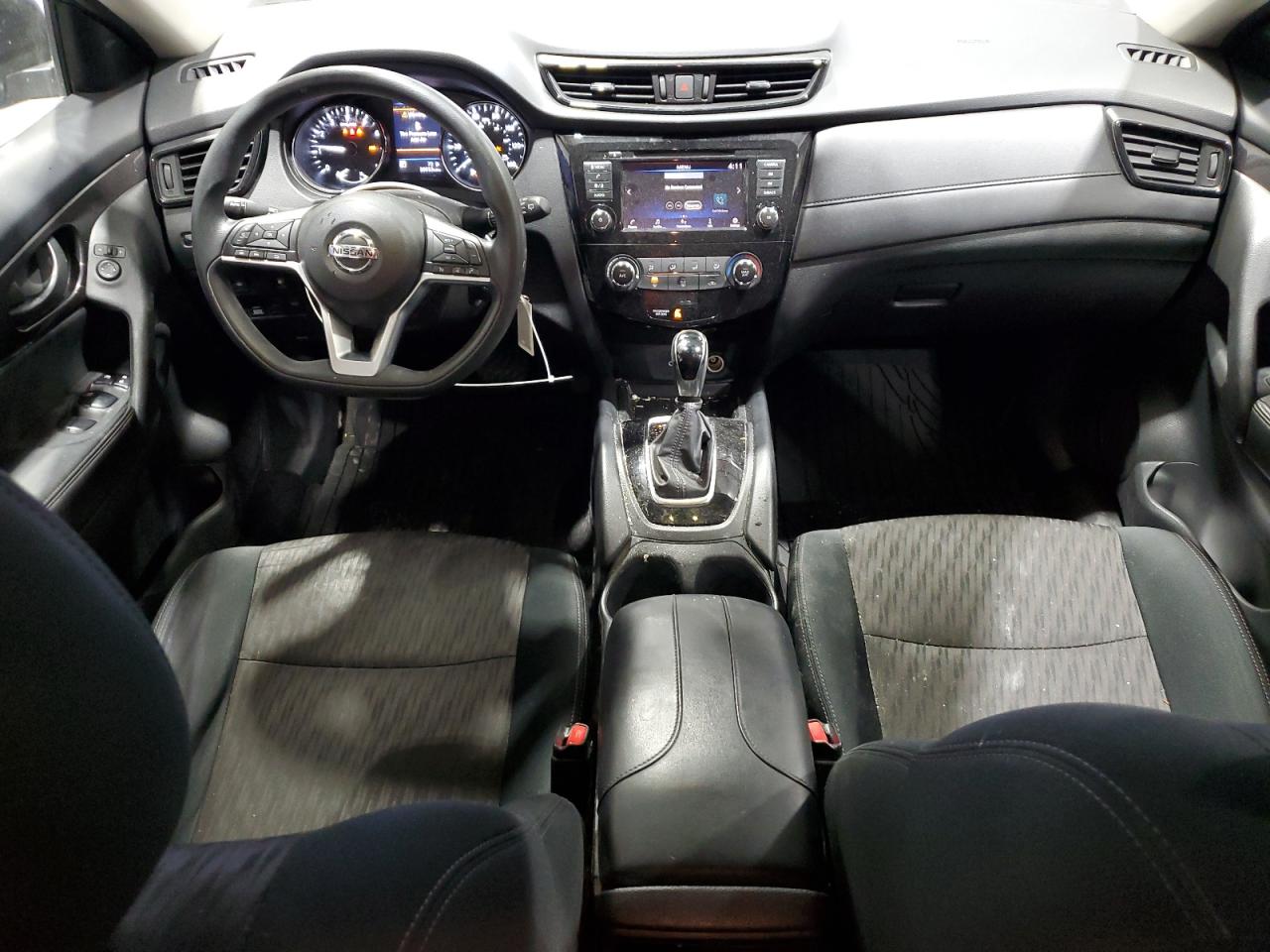 Nissan Rogue S Image 3
