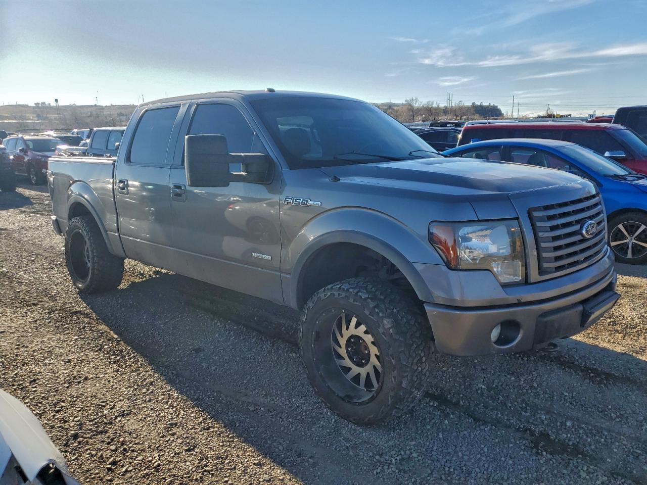 Ford F-150 Supercrew Image 8