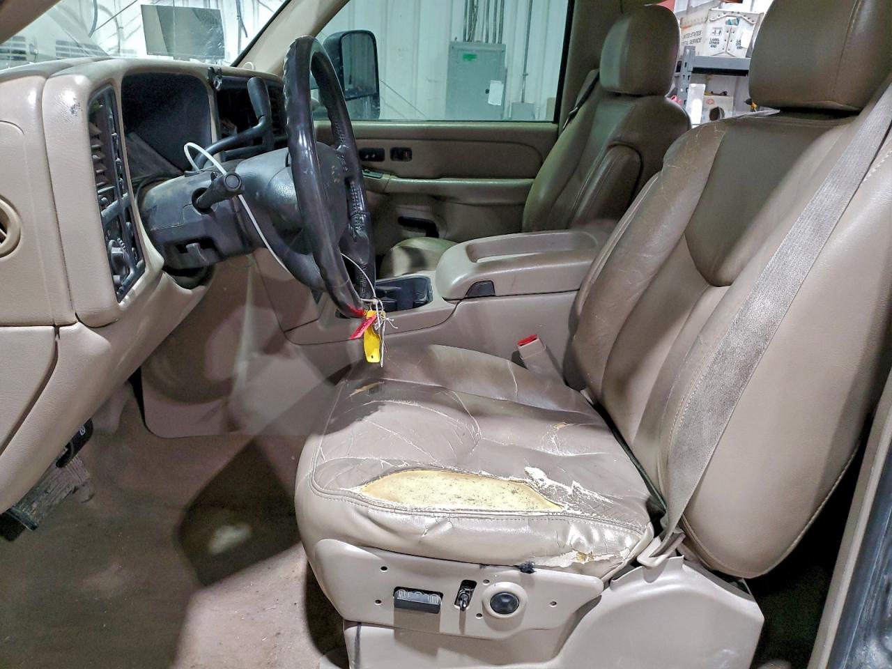 Chevrolet Silverado K2500 Heavy Duty Image 4