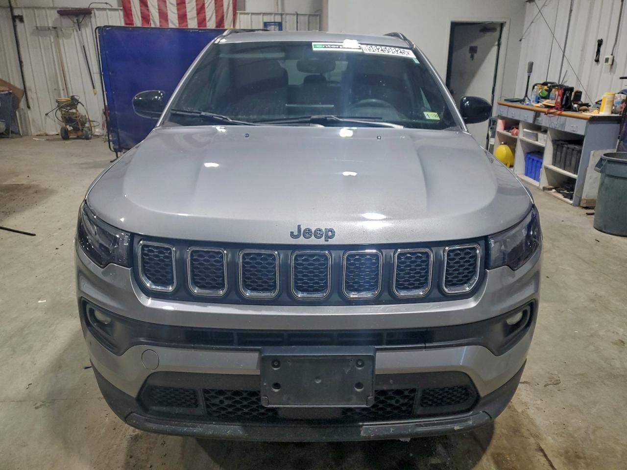 Jeep Compass Latitude Image 5
