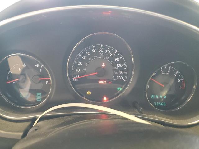 Chrysler 200 Touring Image 12