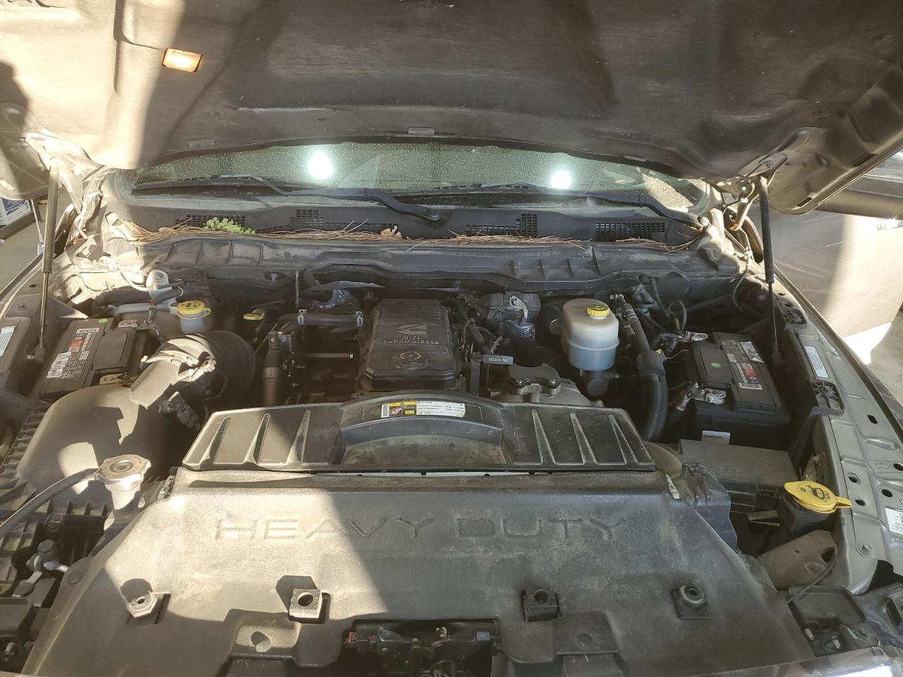 Dodge Ram 3500 Laramie Image 10