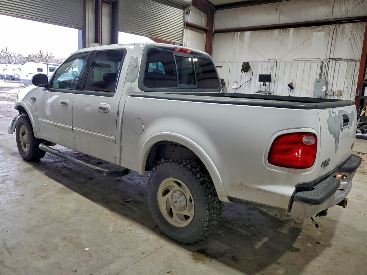 Ford F-150 Supercrew Image 11
