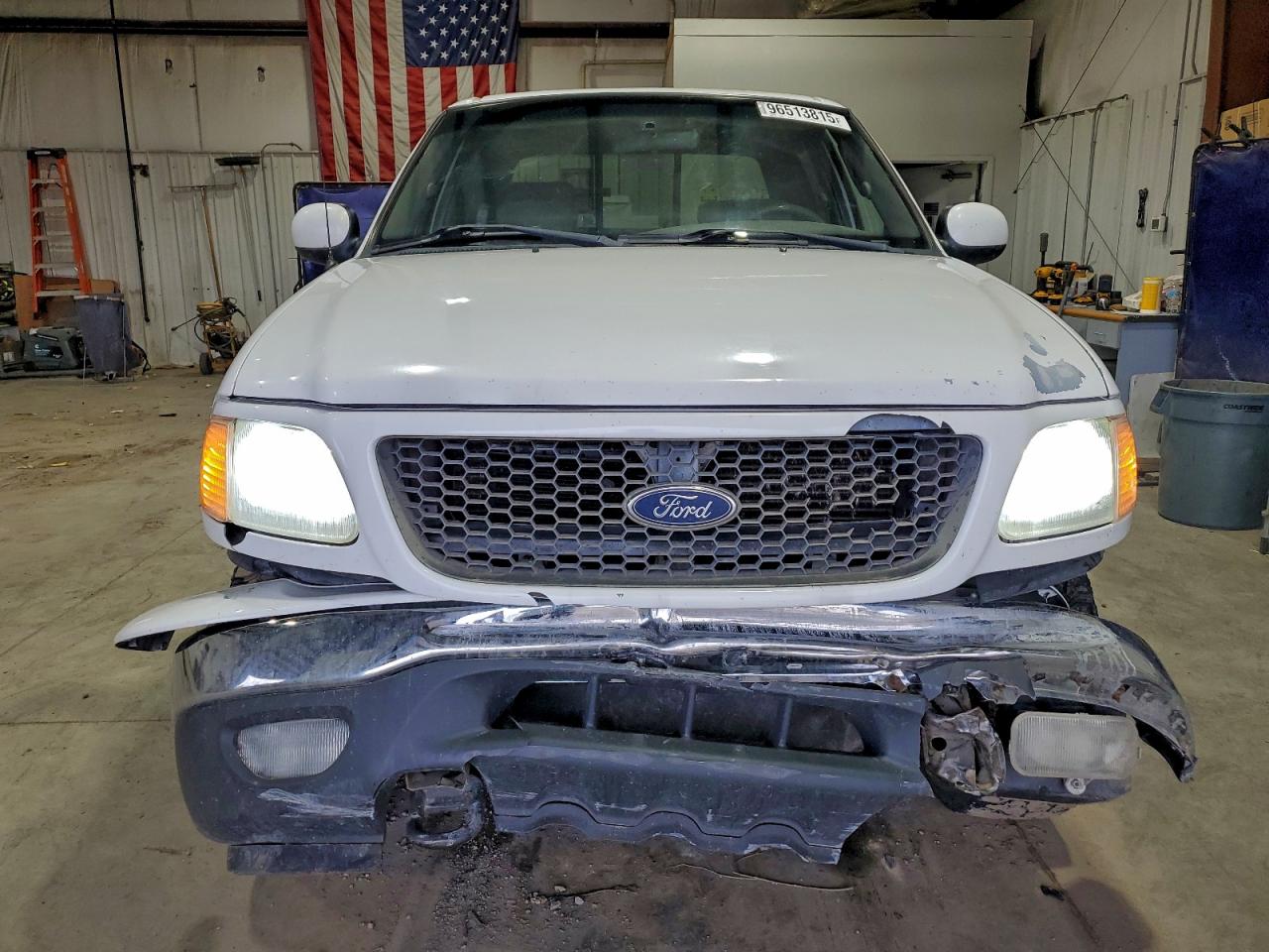 Ford F-150 Supercrew Image 4