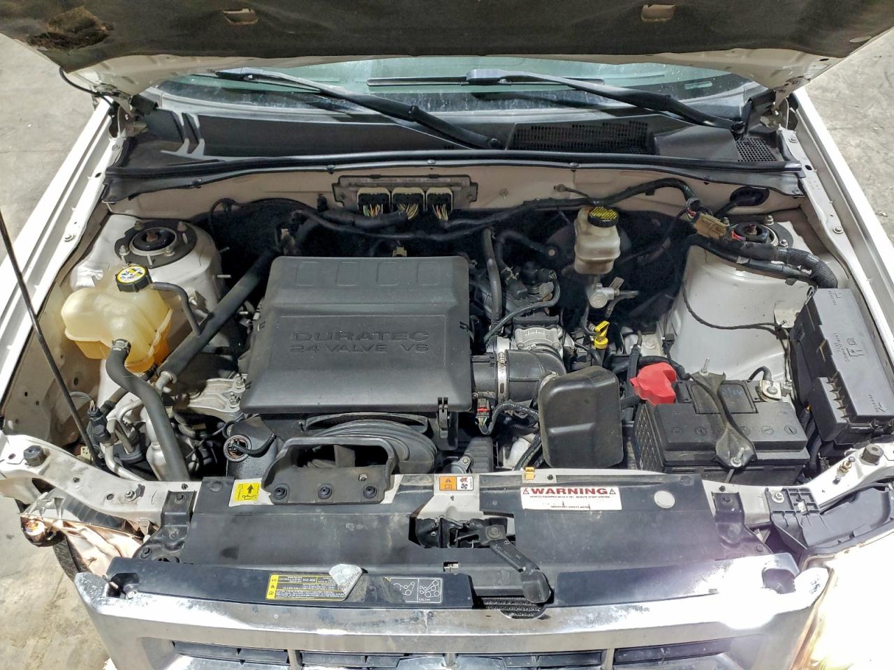 Ford Escape Limited Image 8