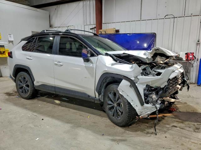 Toyota RAV4 Xse Image 13