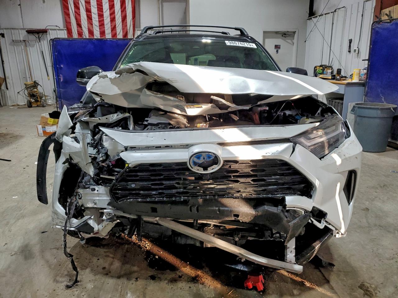 Toyota RAV4 Xse Image 9