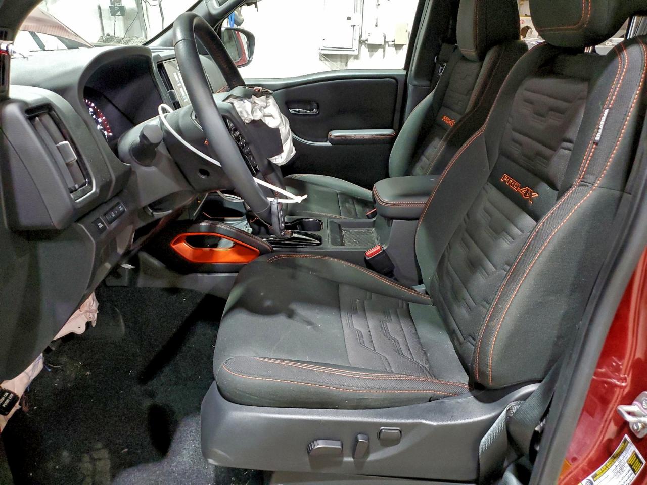 Nissan Frontier S Image 4