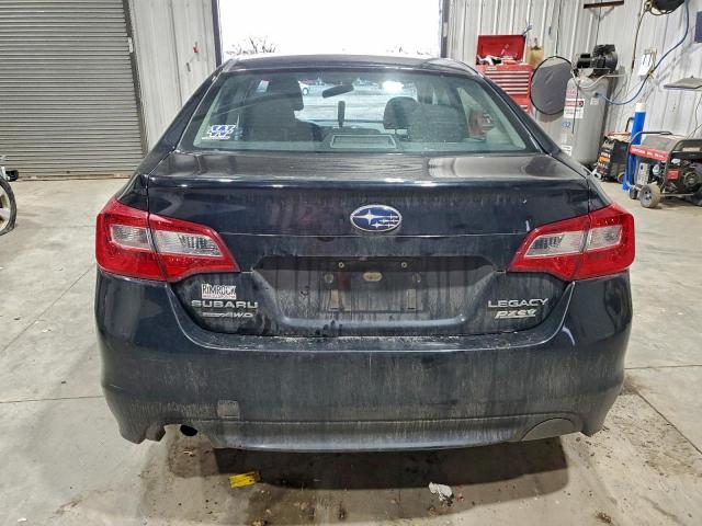 Subaru Legacy 2.5i Image 4