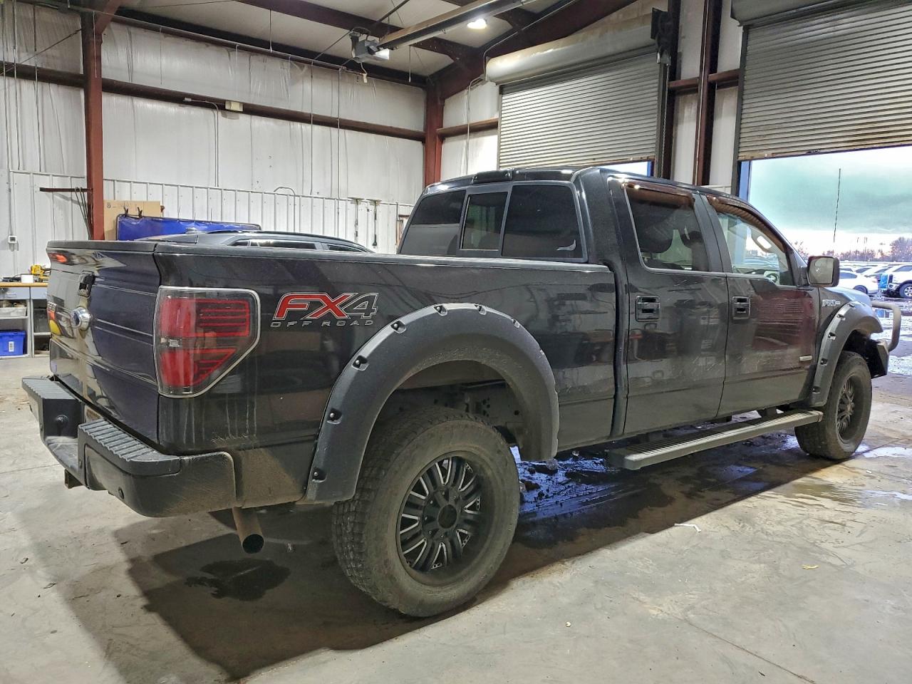 Ford F-150 Supercrew Image 5