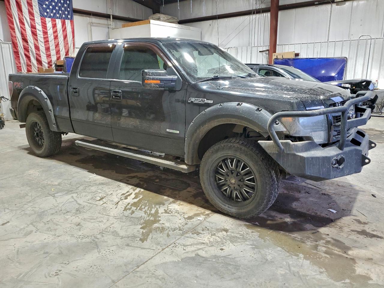 Ford F-150 Supercrew Image 3