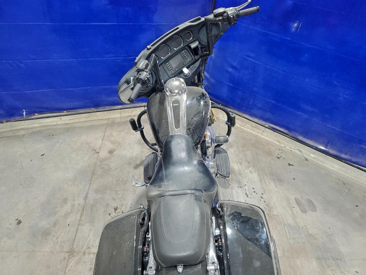 Harley-Davidson Fl Street Glide Image 8