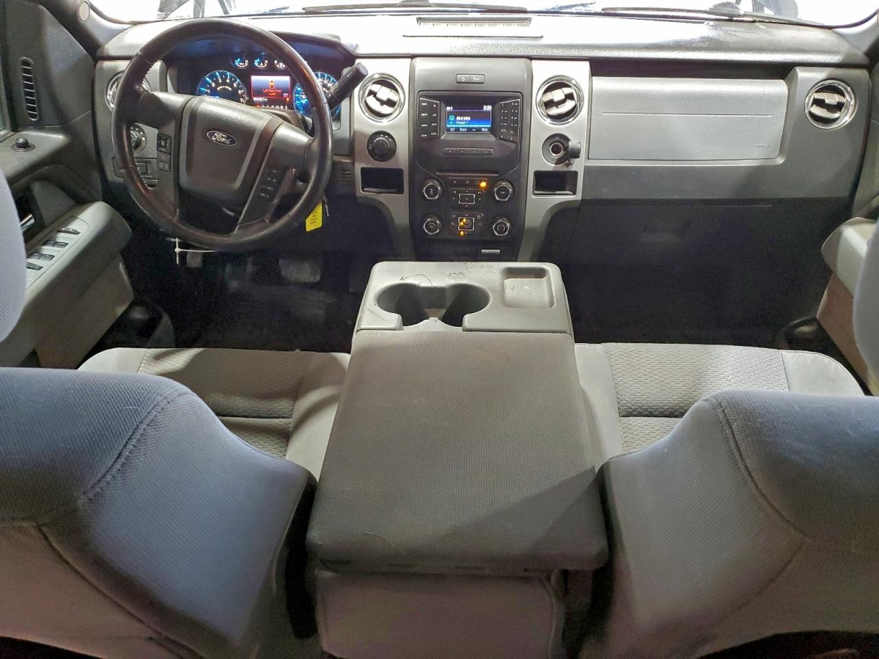 Ford F-150 Supercrew Image 2