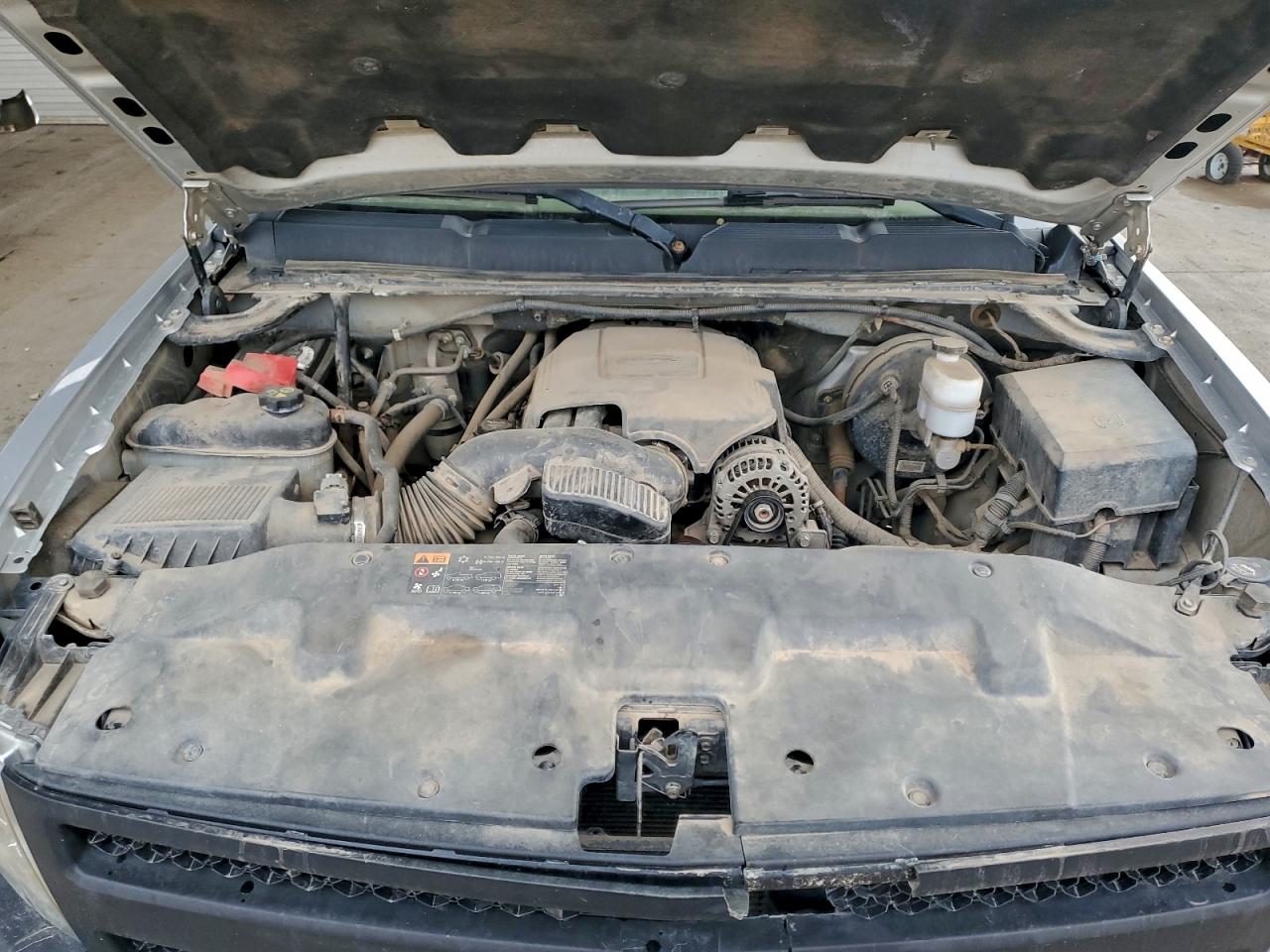 Chevrolet Silverado K1500 Image 6