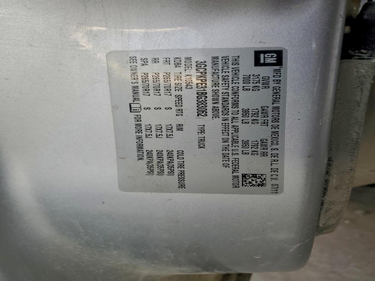 Chevrolet Silverado K1500 Image 3