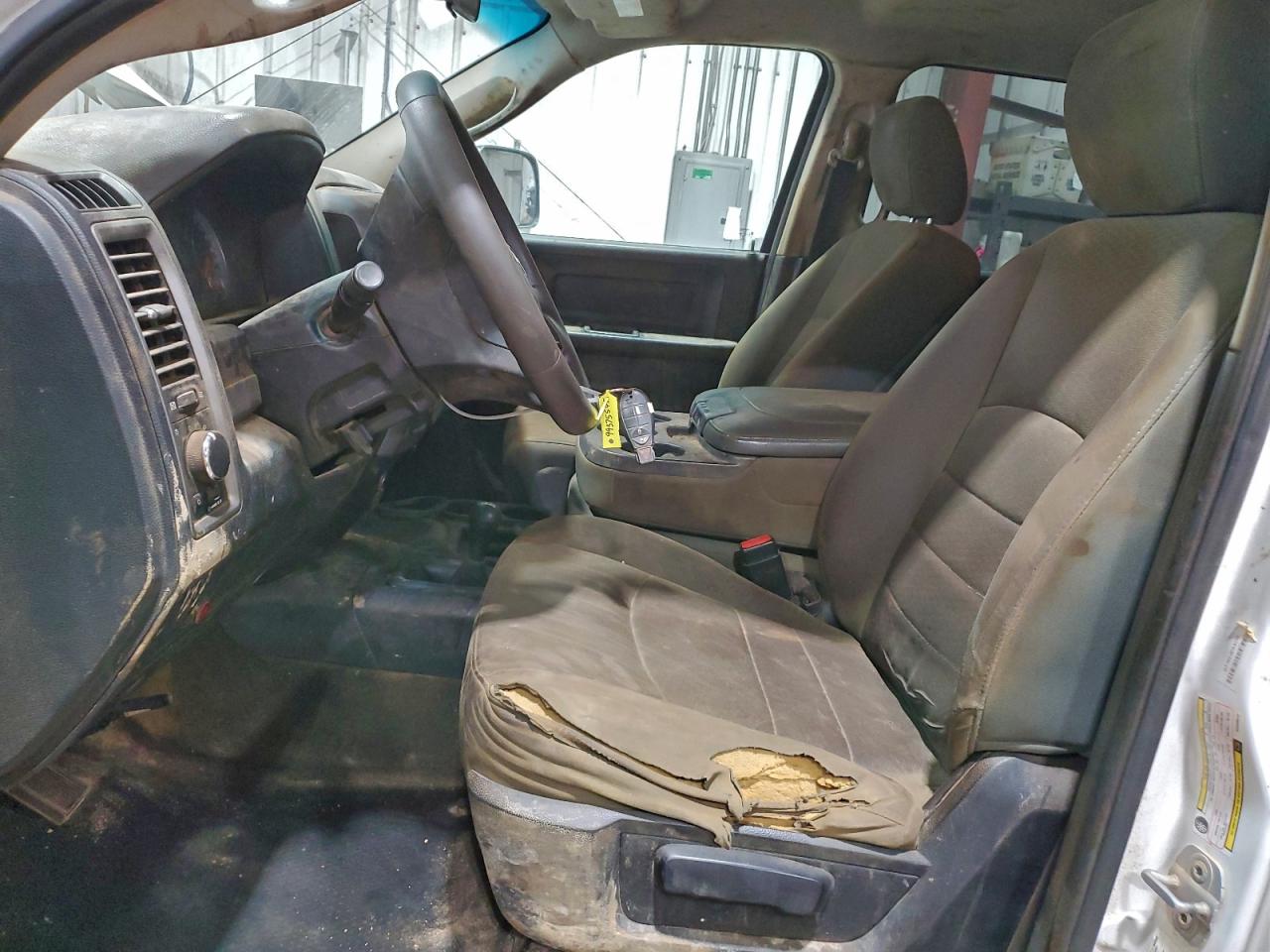 Ram 2500 St Image 12