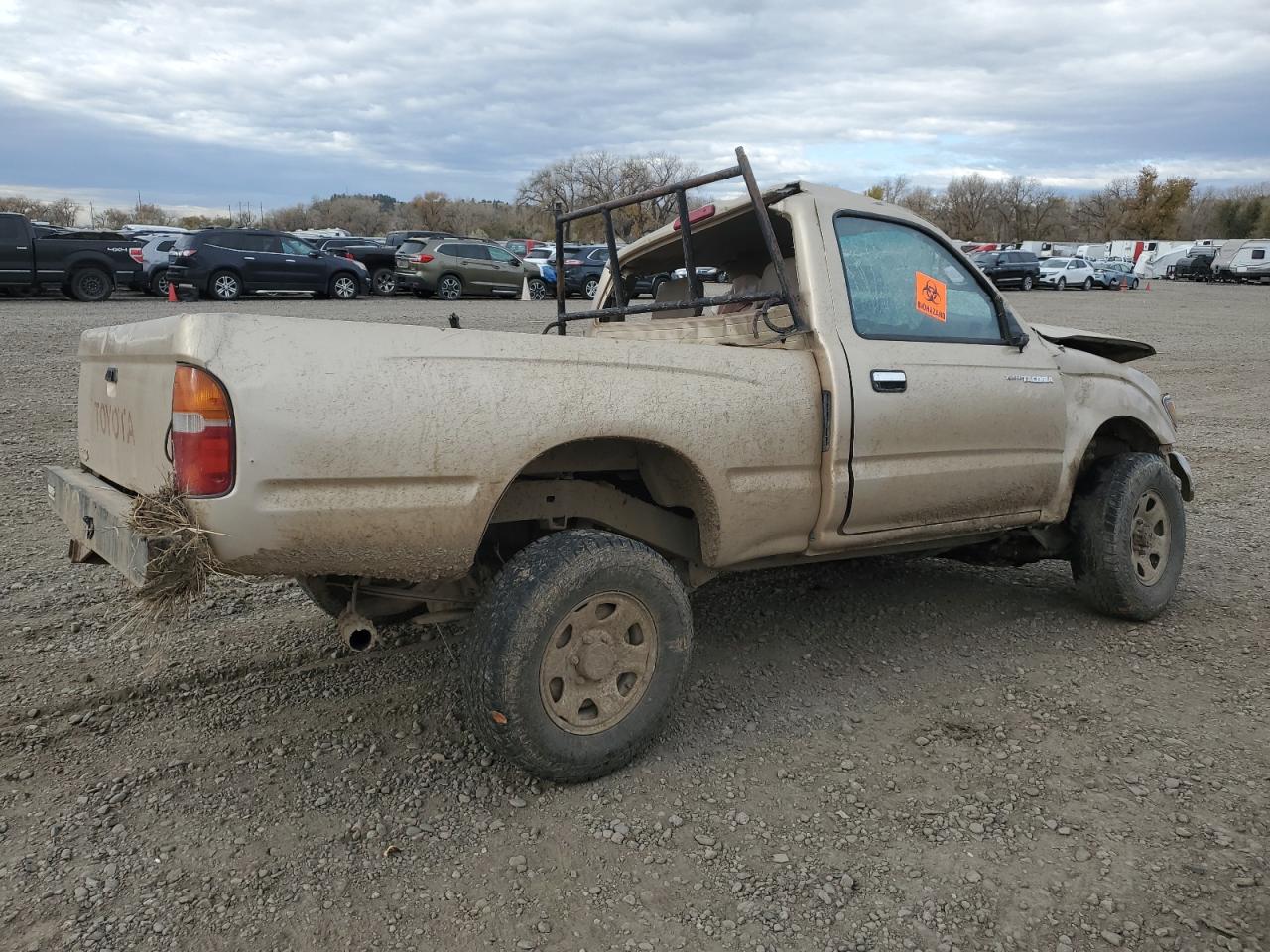 Toyota Tacoma Image 3