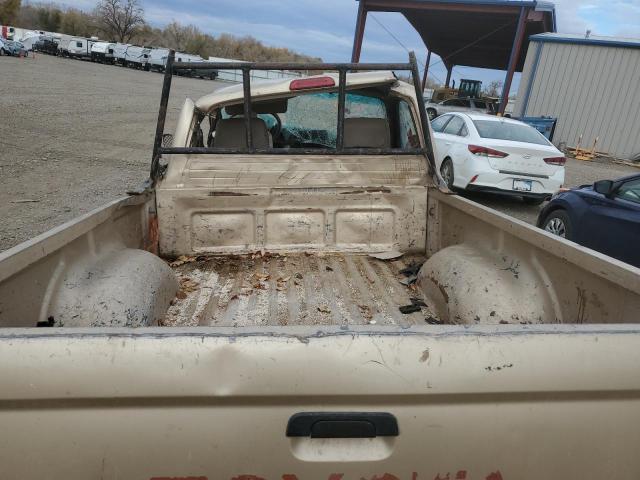 Toyota Tacoma Image 4