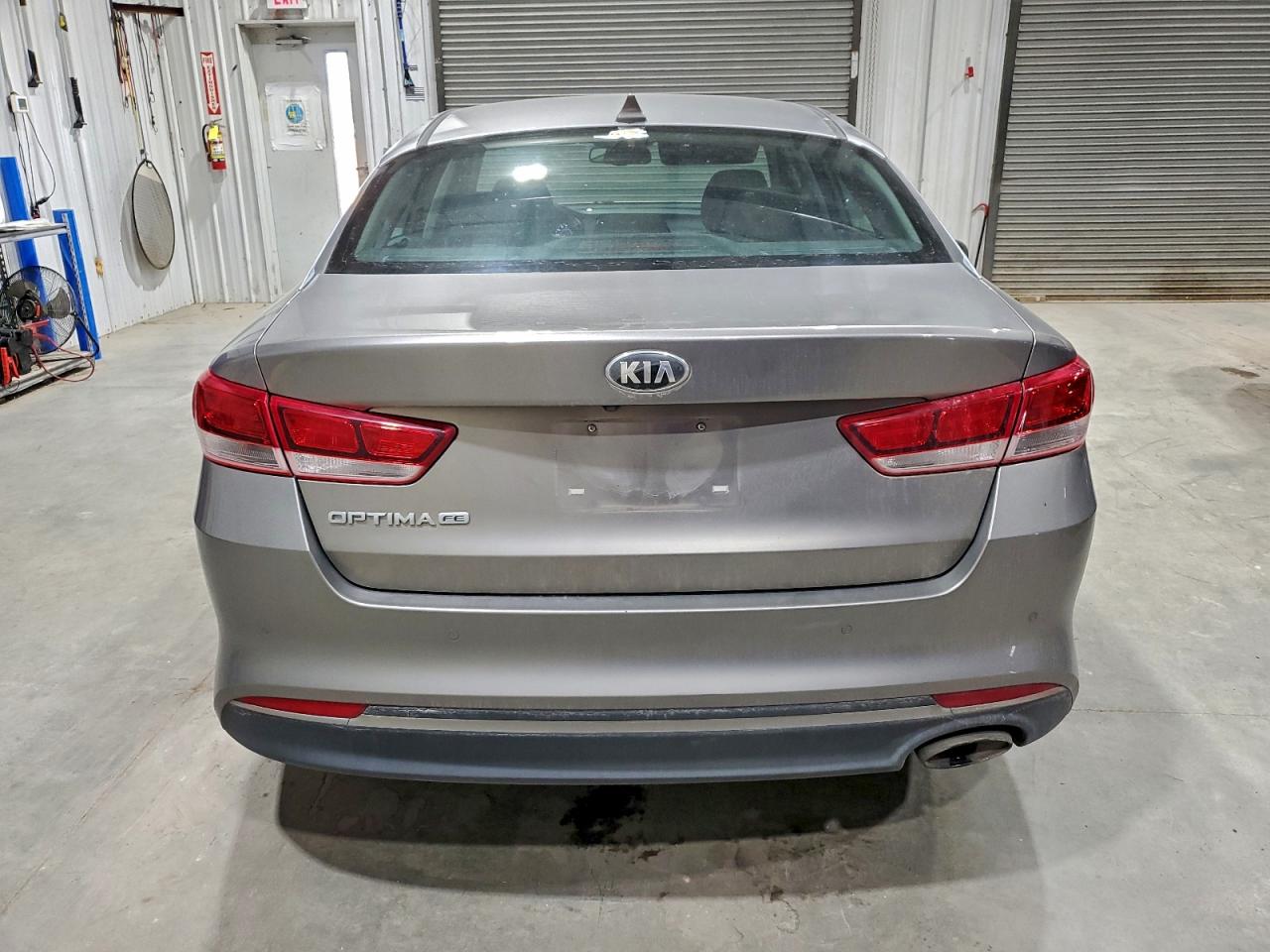 Kia Optima Lx Image 9