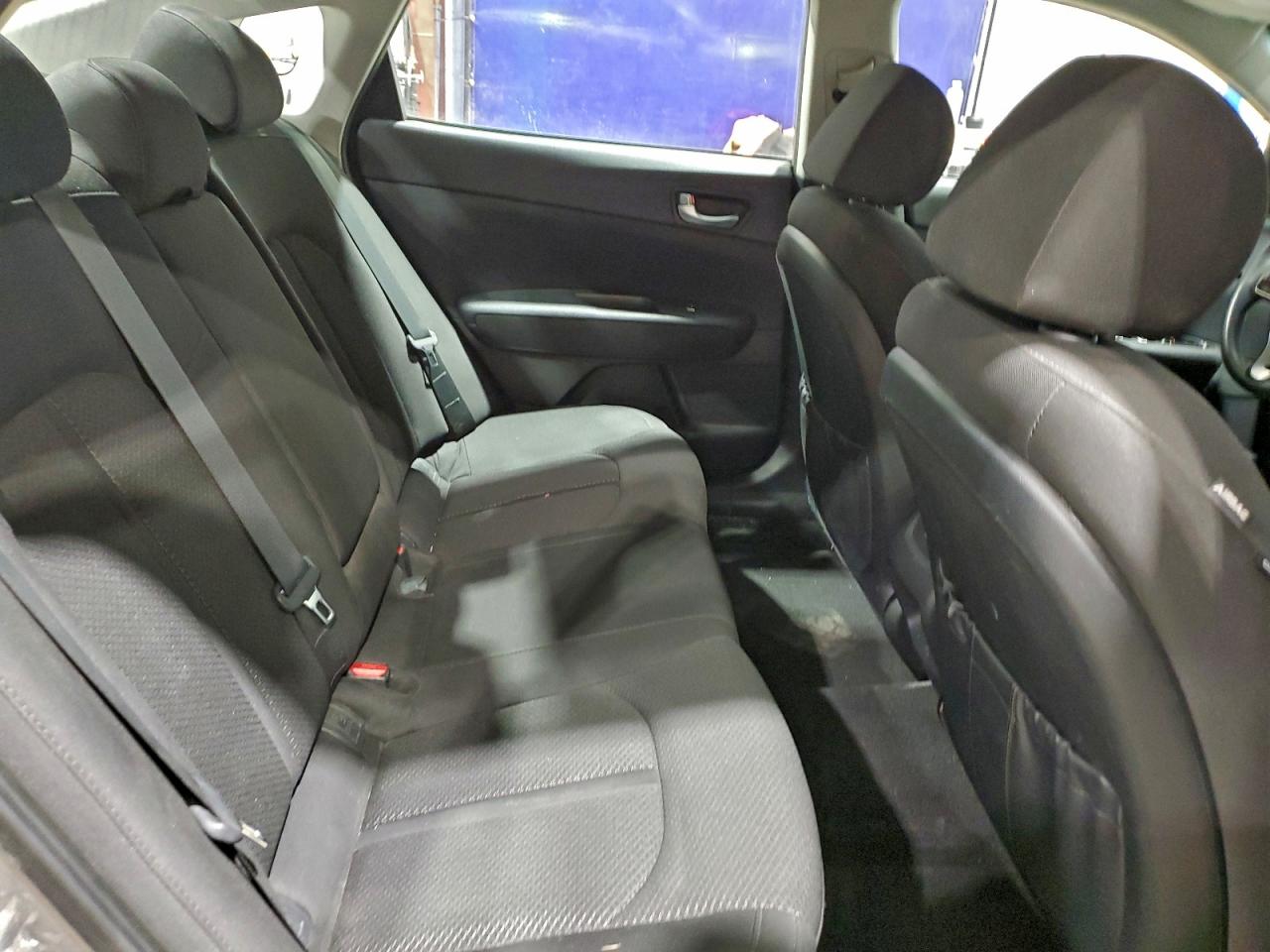 Kia Optima Lx Image 12