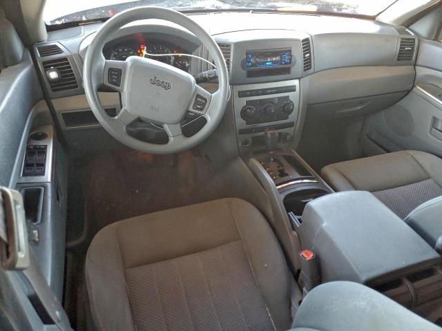 Jeep Grand Cherokee Laredo Image 9