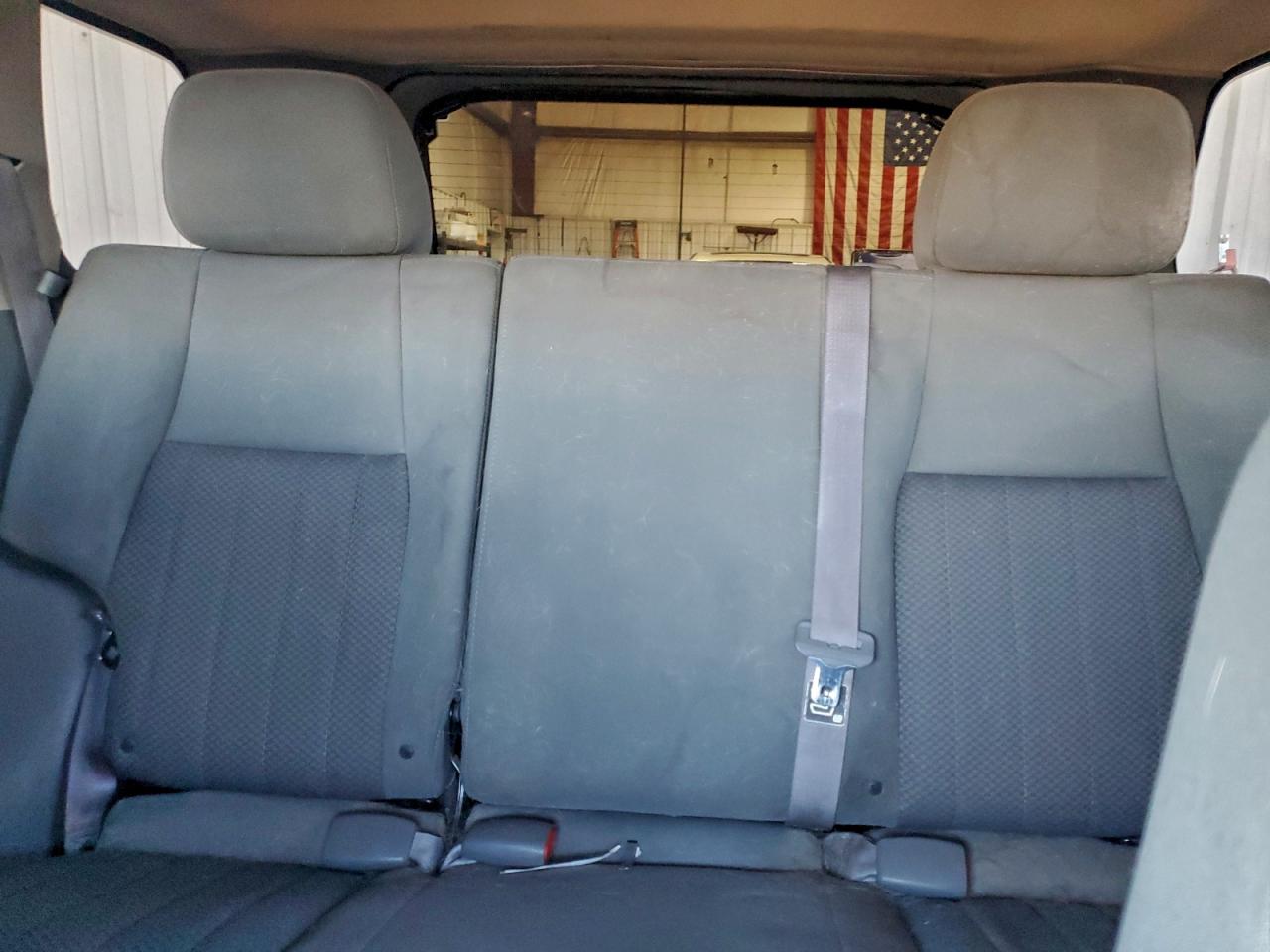 Jeep Grand Cherokee Laredo Image 8