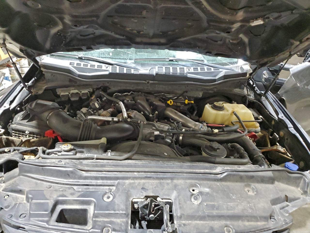 Ford F-350 Super Duty Image 9