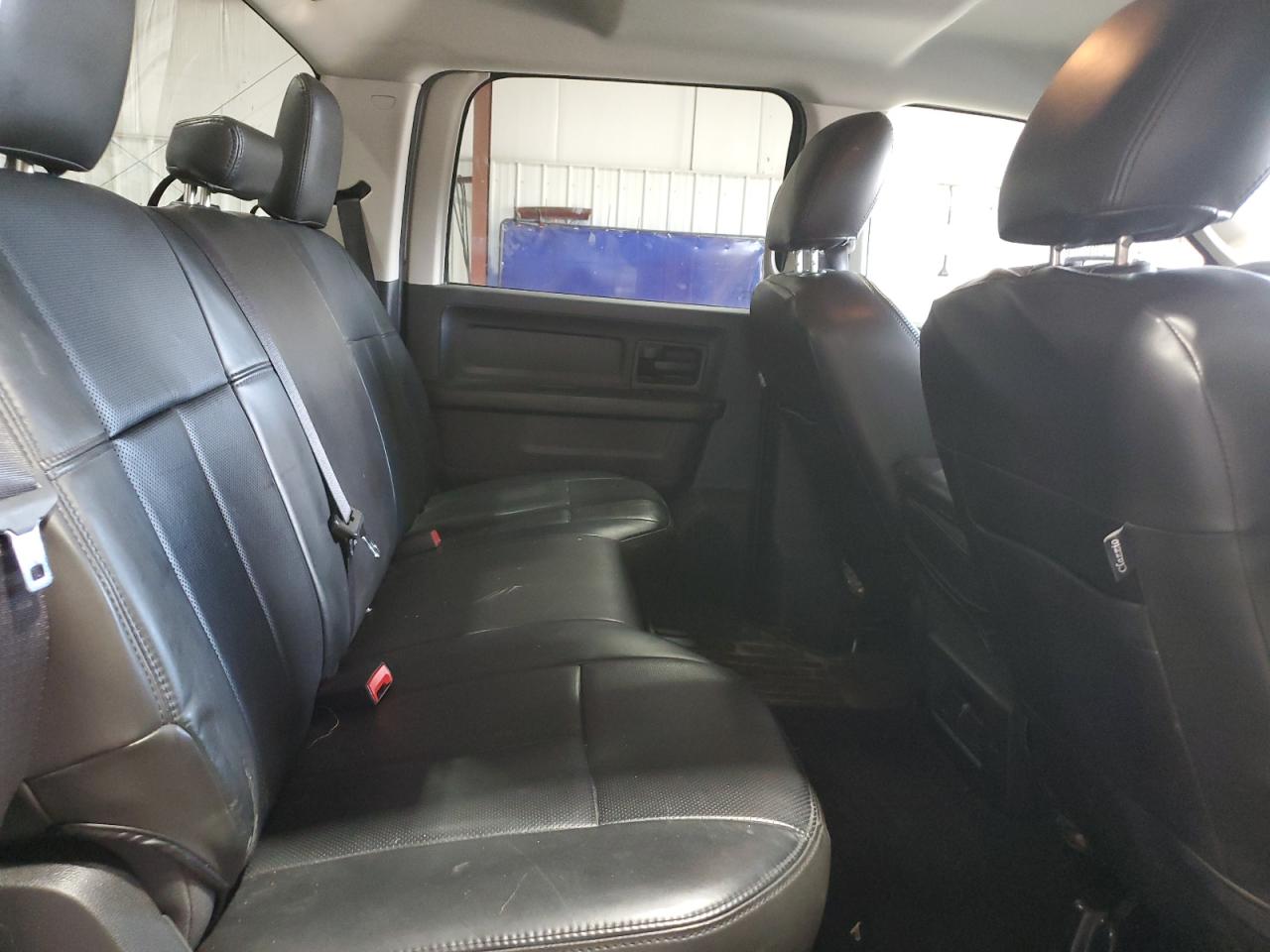 Dodge Ram 3500 St Image 9