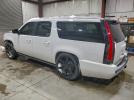 GMC Yukon Denali Image 11