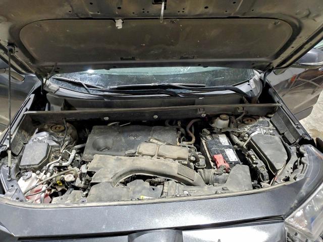 Toyota RAV4 Xle Image 9