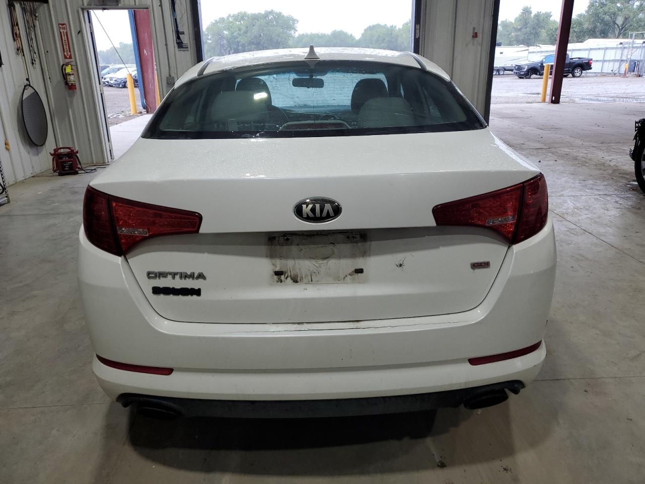 Kia Optima Lx Image 9