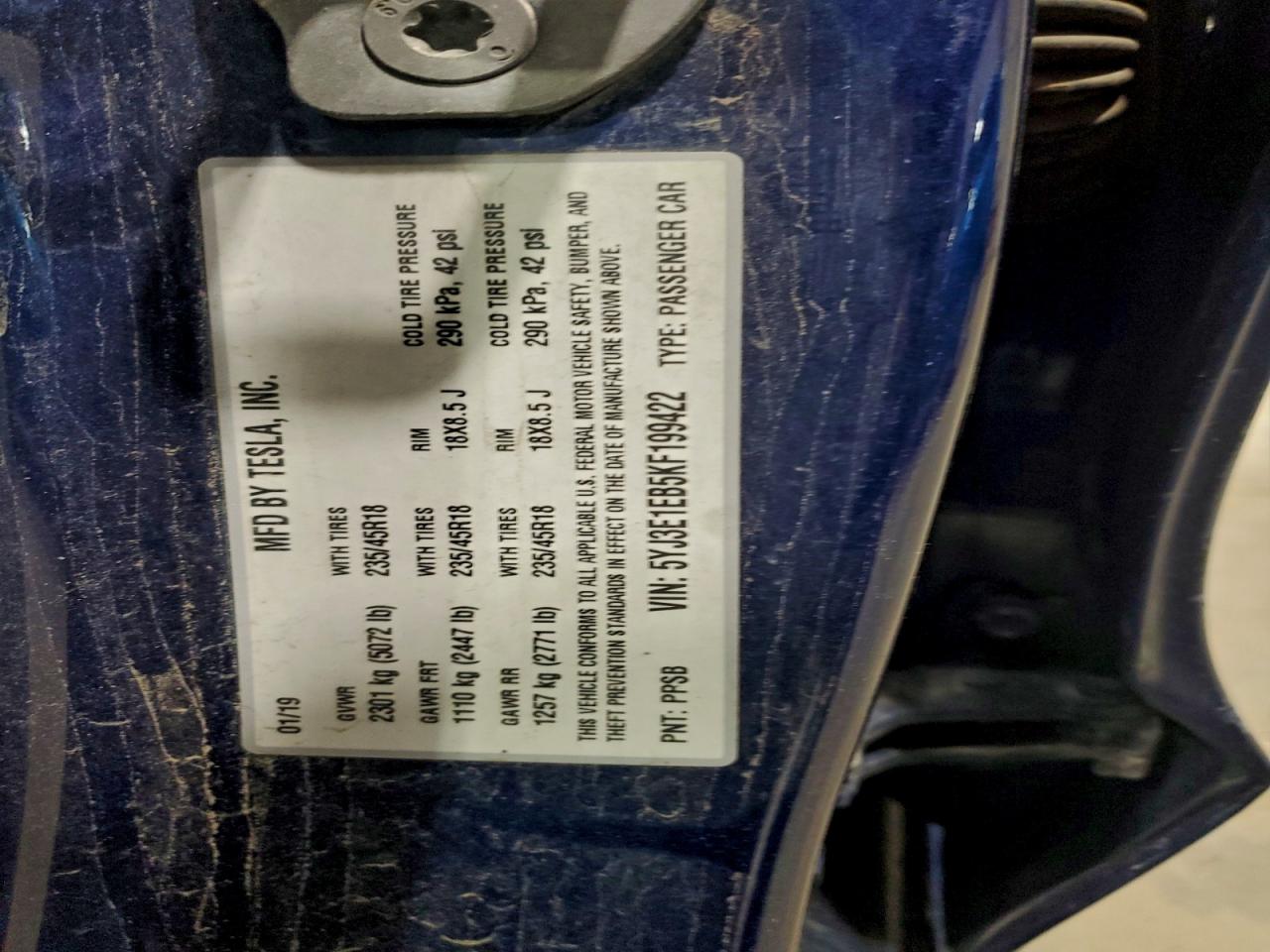 Tesla Model 3 Image 5