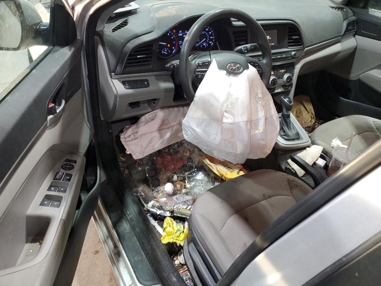 Hyundai ELANTRA Se Image 7