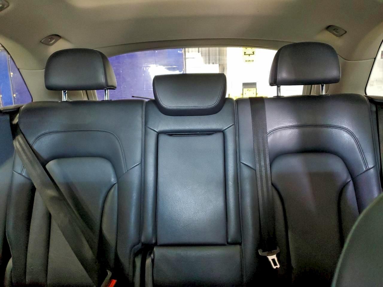 Audi Q5 Premium Plus Image 5