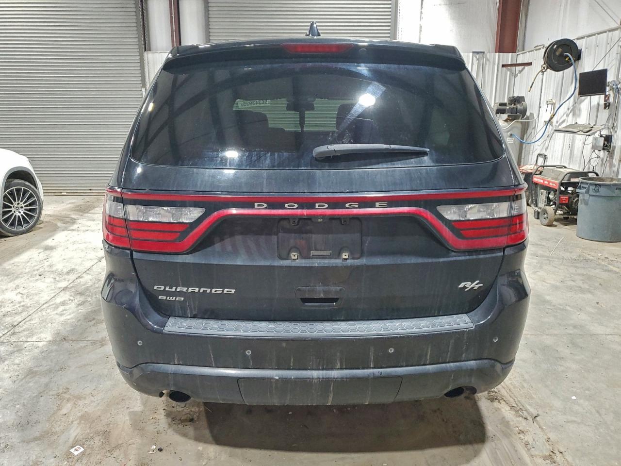 Dodge Durango R/t Image 8