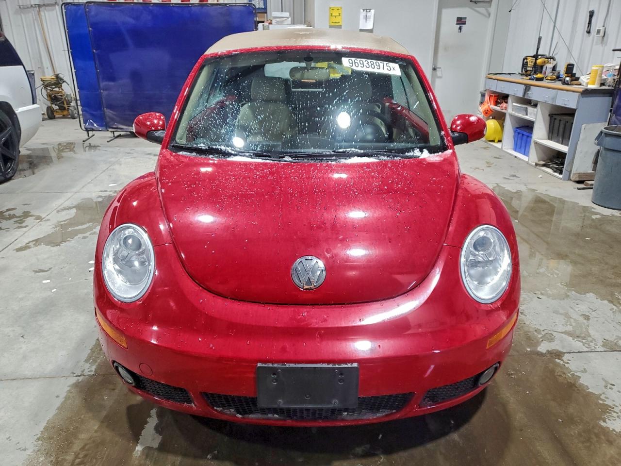 Volkswagen Beetle Convertible Option Package 2 Image 10