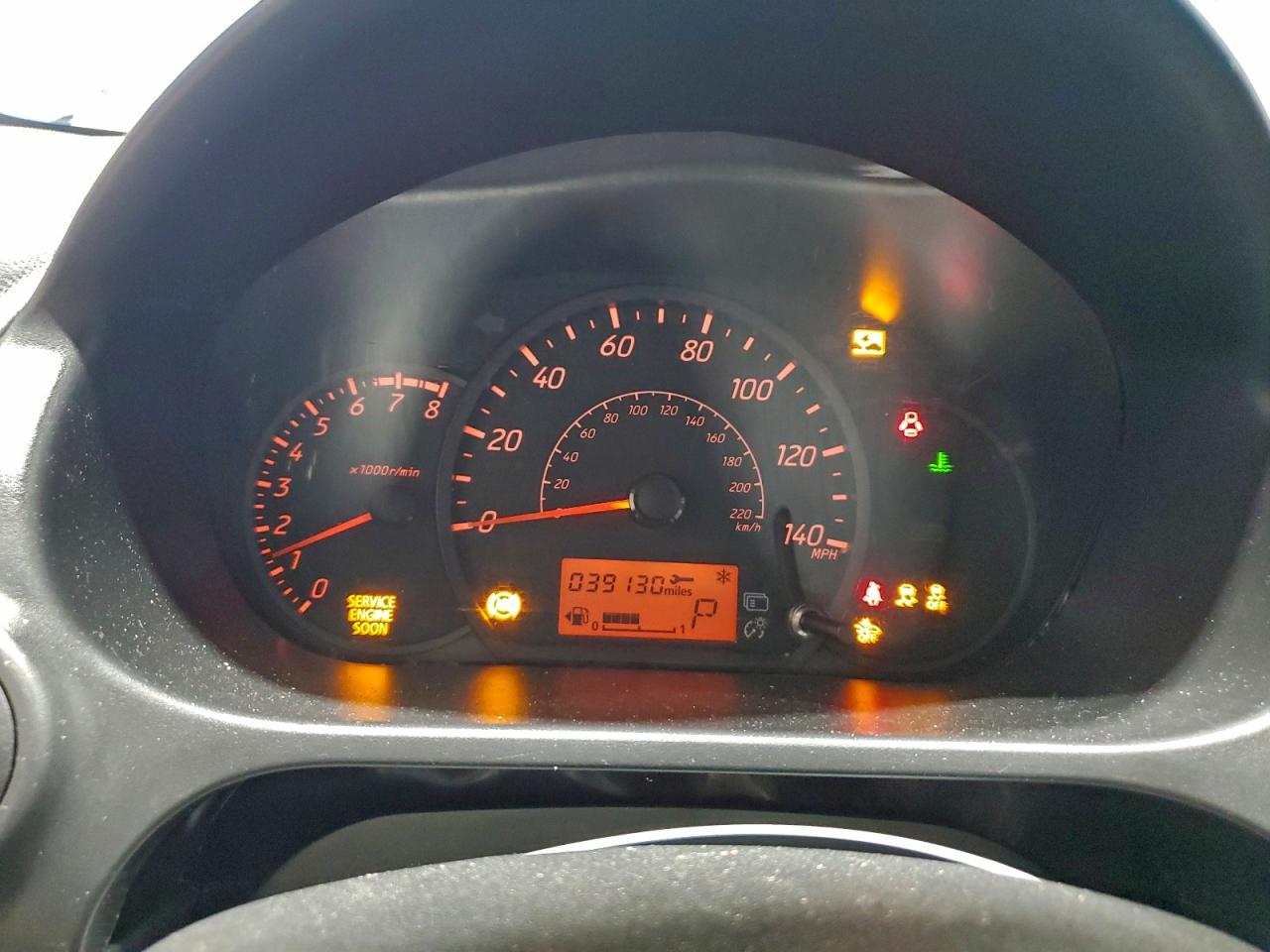 Mitsubishi Mirage Es Image 3