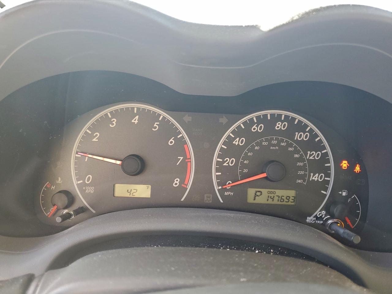 Toyota Corolla Base Image 4